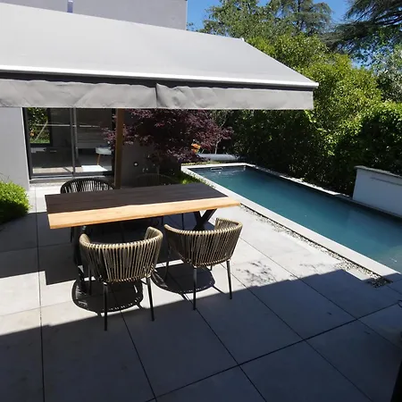 Moderne Avec Piscine *