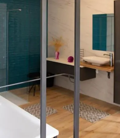 Moderne Avec Piscine 别墅