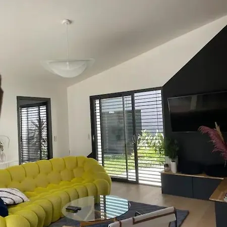 Villa Moderne Avec Piscine