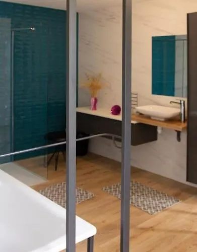 Moderne Avec Piscine Villa