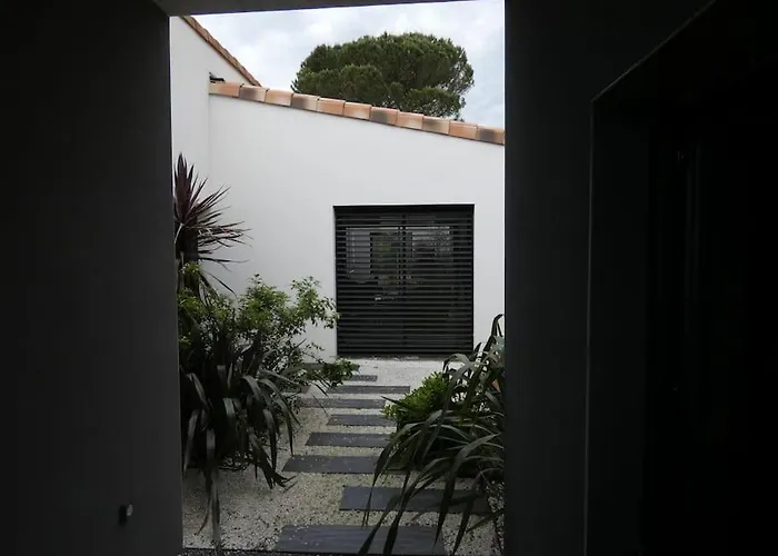 Moderne Avec Piscine Villa