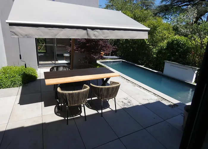 Moderne Avec Piscine *